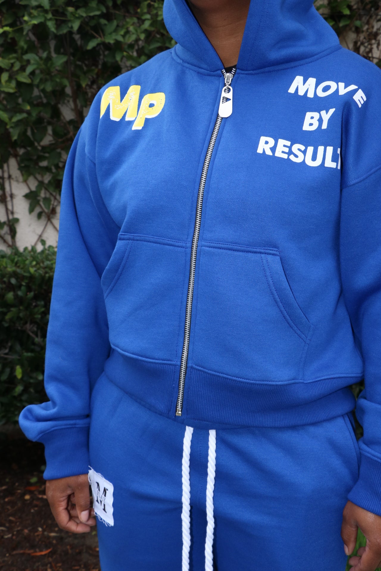 11/28 BLUE Move By Results Jacket